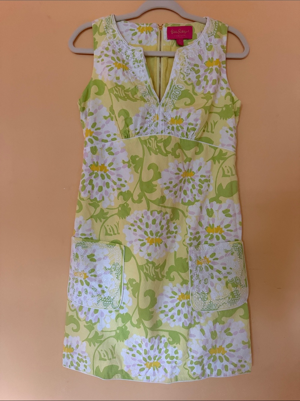 Classic Lilly Pulitzer Jubilee Shift Dress “Lilly in the Leaves” Size 4
